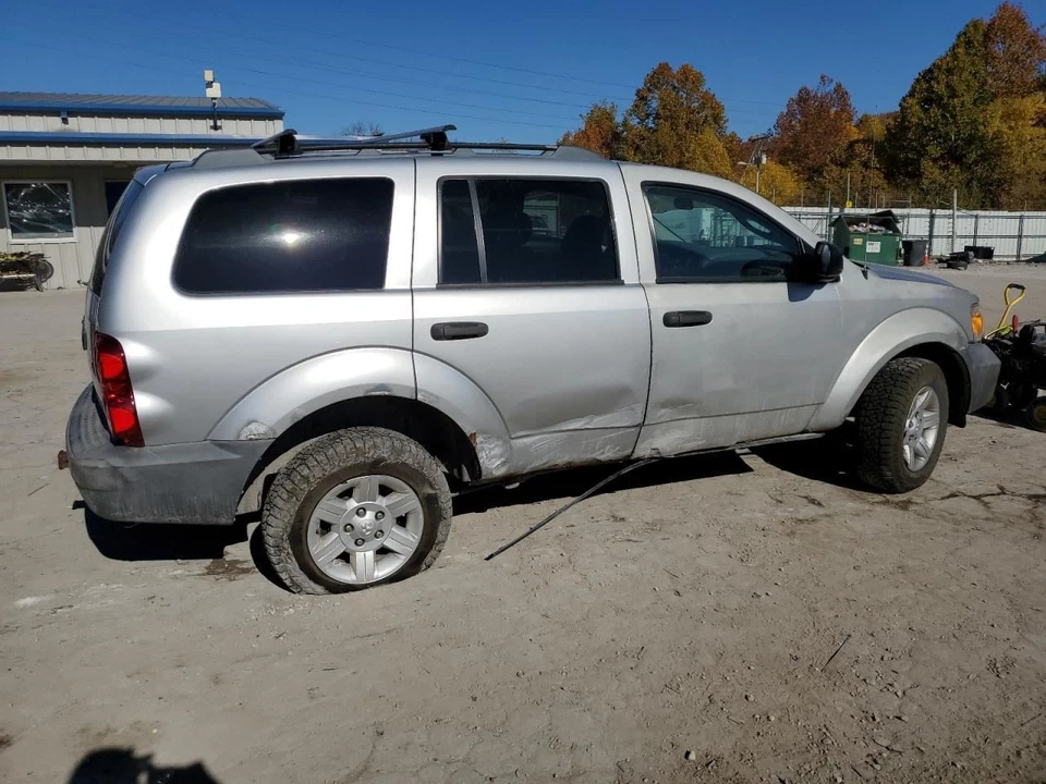 Luz trasera izquierda del conductor para 04-09 DURANGO 3338723 Foto 3 de 4