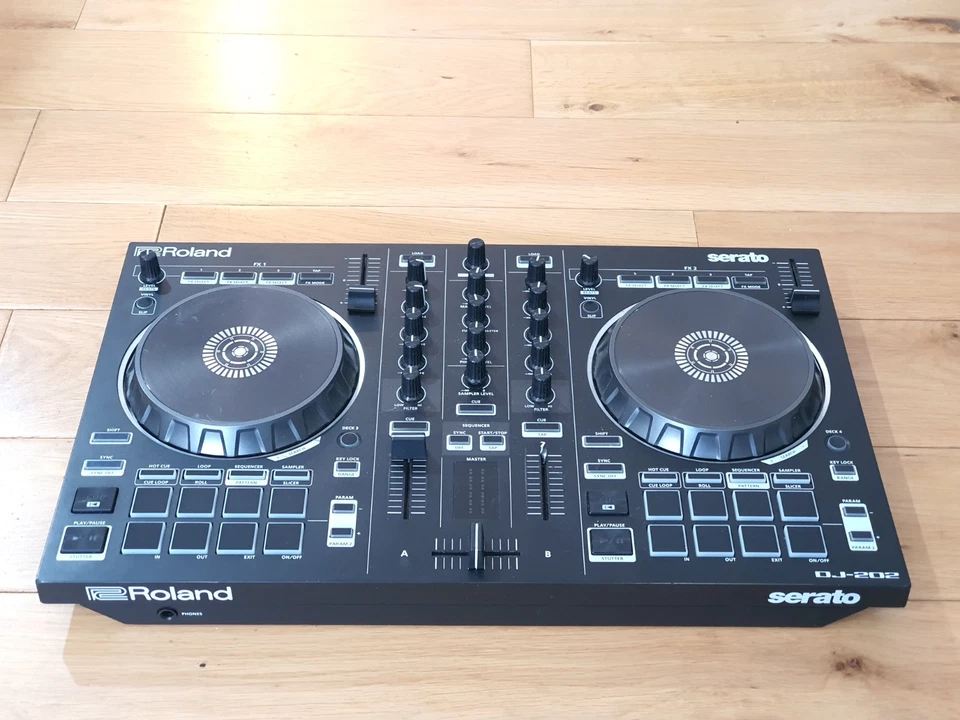 Roland DJ-202 DJ Controller - See Details - Image 2 of 4