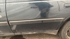 Baguette de porte Peugeot 405