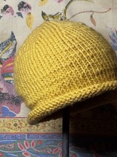 Handmade Crocheted Rolled Brim Golden Baby Infant BEANIE CAP HAT Girls PNW New