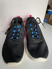 Women’s Nike Black Blue Pink Air Max Motion 2 Cn2166-001 Size 8.5