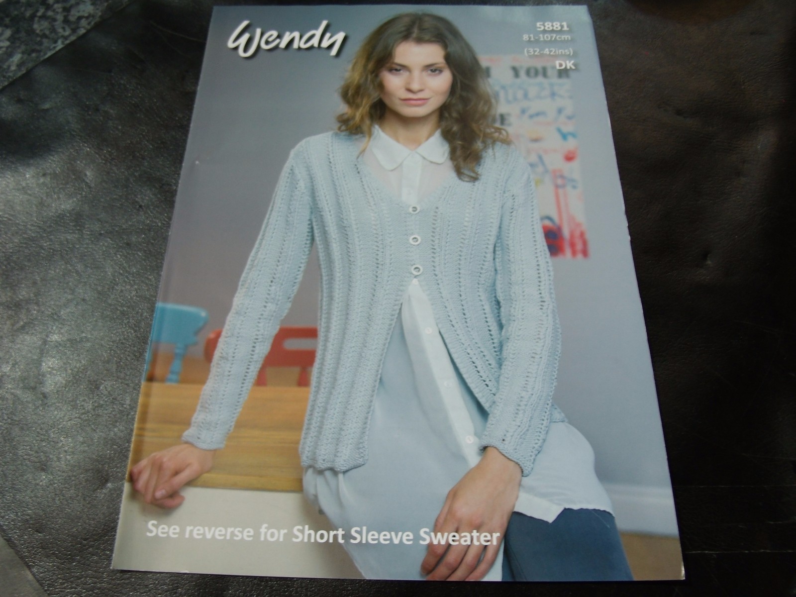 Wendy Double Knit Pattern 5881 Sweater & Cardigan 81/86 - 102/107 cm
