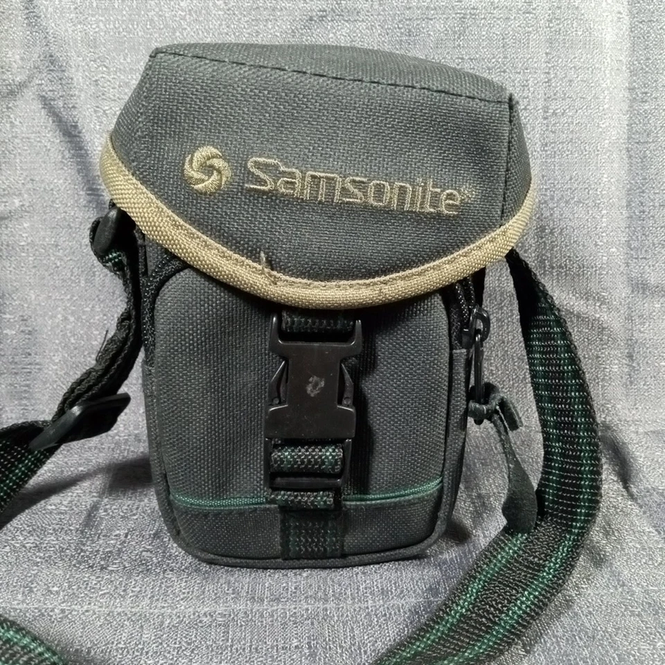 Samsonite Camera Bag Snap-Belt Loop & Shoulder Strap Zip-Front Pocket 6x4x3 inch - Image 2 of 4