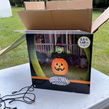 Pumpkin Witch Lawn Inflatable with Twisting Witch Electric 5'5" Tall WORKS