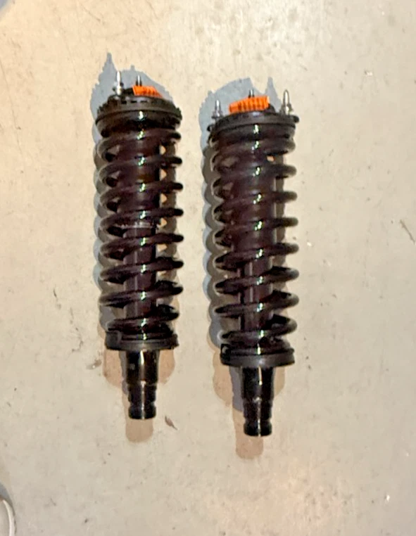 Amortiguador de puntal completo delantero 2 piezas 171341 15098725 8150987250 19177781 Foto 2 de 4