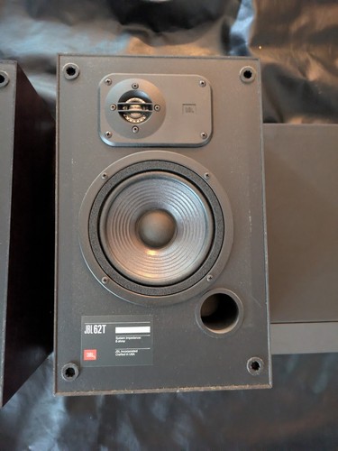 JBL 62T Bookshelf Wire Speaker Set Wood Grain 8 Ohms - Picture 3 of 11