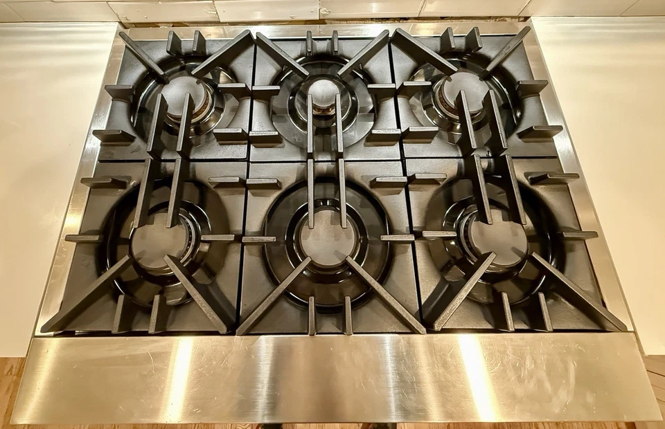 JennAir Rise JDRP436HL 36" Smart Dual Fuel Gama Profesional Foto 3 de 4