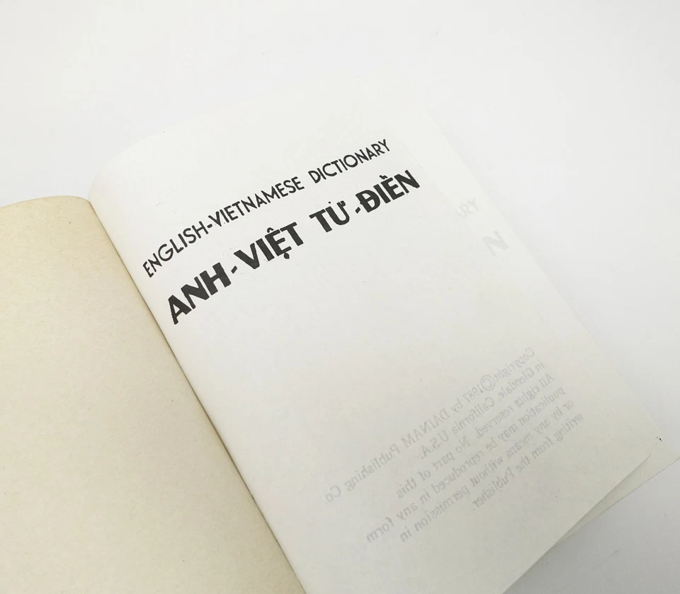 English Vietnamese Dictionary Anh Viet Tu Dien Translation Revised Edition - Image 4 of 4