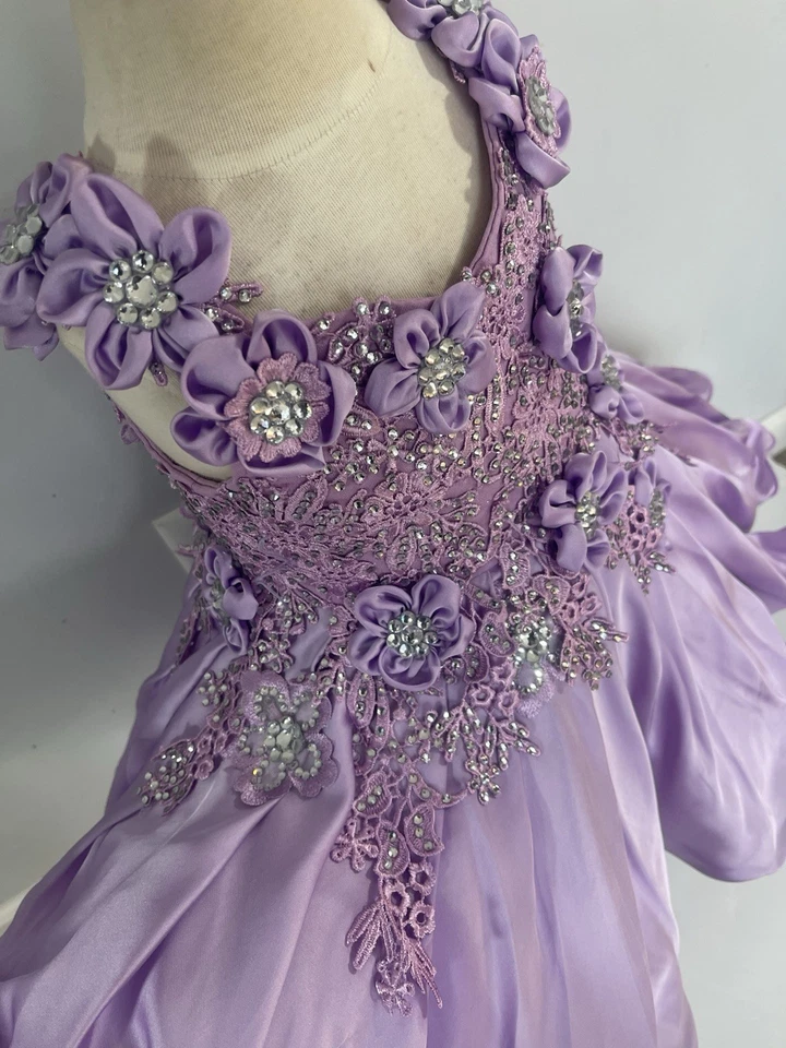 Girls Lilac Birthday Princess Pageant flower Girl Summer Dress. - Image 2 of 4