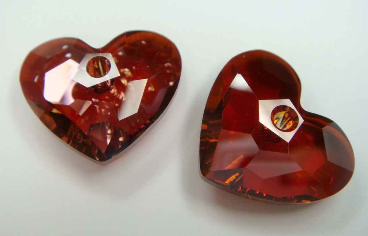 Genuine SWAROVSKI CRYSTAL #6264 Truly In Love Heart PENDANT Genuine SWAROVSKI CRYSTAL #6264 Truly In Love Heart PENDANT