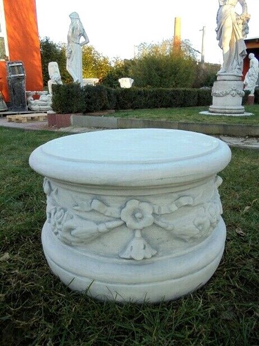 Steinsockel, Sockel für Skulpturen, Säule, Figurensockel, Steinguss