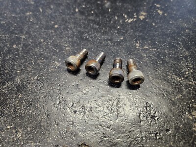 1983 Honda Magna VF1100C VF1100 C V65 original FRONT FOOTPEGS MOUNTING BOLTS SET