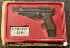 PISTOLE E REVOLVER  FABBRI EDITORE  BERETTA 93 R