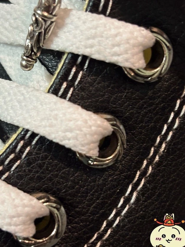 Corazones Cromados Cuero Converse + Cruz Tachonada Plata 925 y Hardwares Foto 4 de 4