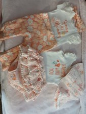 Girls Floral 6 Piece Outfit Set Pants, Bodysuit, Hat, Bloomers, Ruffle Accent