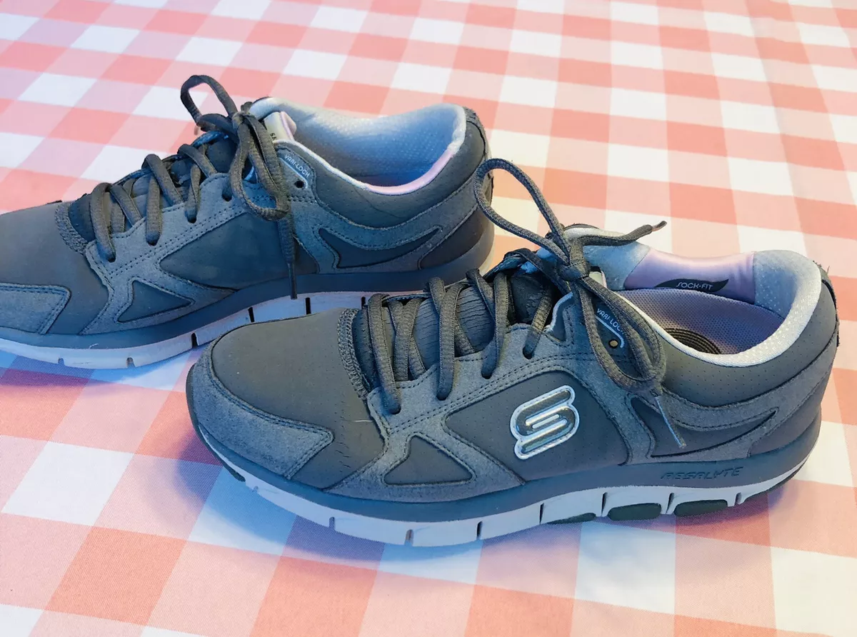 Skechers shape ups liv go spacey sales women's fitness shoes