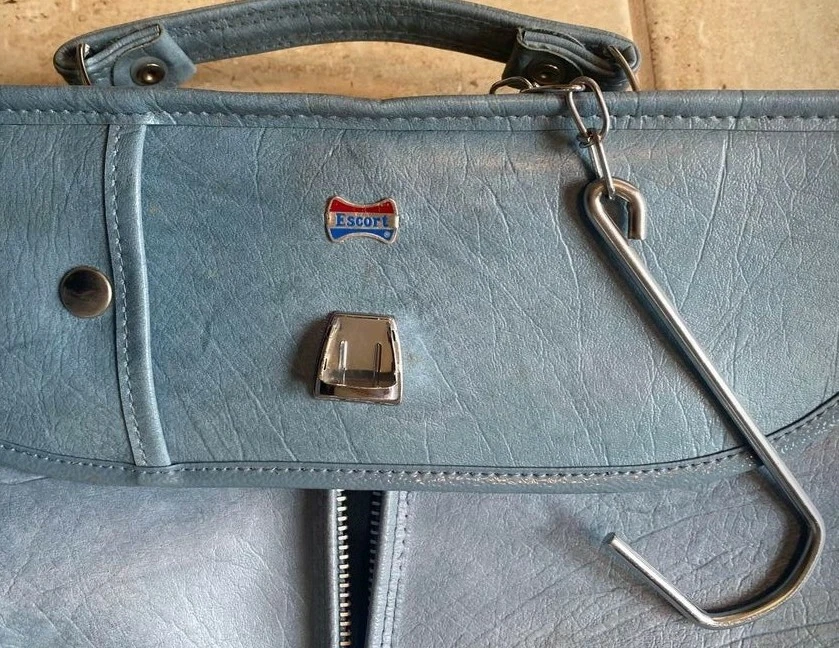 Update more than 154 hanging garment bag target esthdonghoadian