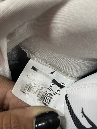 Size 11 - Jordan 4 Retro Mid Military Black - Picture 7 of 12