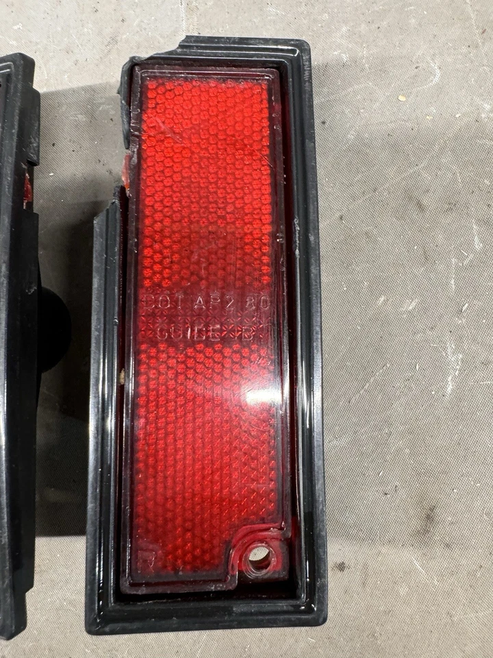 Chevy Caprice 1980-1990 clásico cuarto 1/4 panel luz marcador señal de giro lámpara Foto 3 de 4