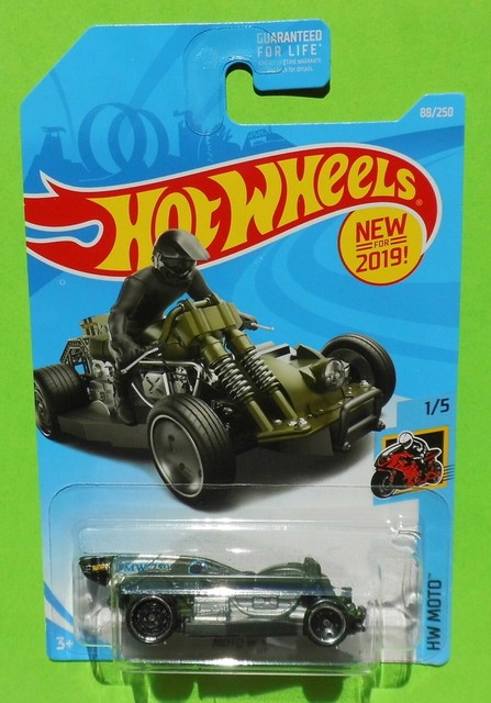hot wheels fyb44