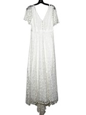 YAS ASOS Anastasia Train Bridal Wedding Gown Dress Lace Short Sleeve Size Medium