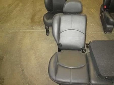 10 MARINER RIGHT REAR SEAT GRAY LEATHER  243153