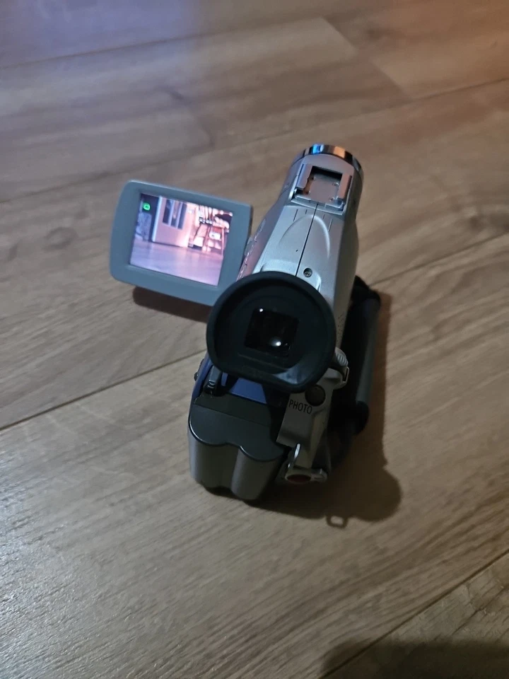 Canon PAL MV500I Digital Video Camrecorder Working - Image 2 of 4