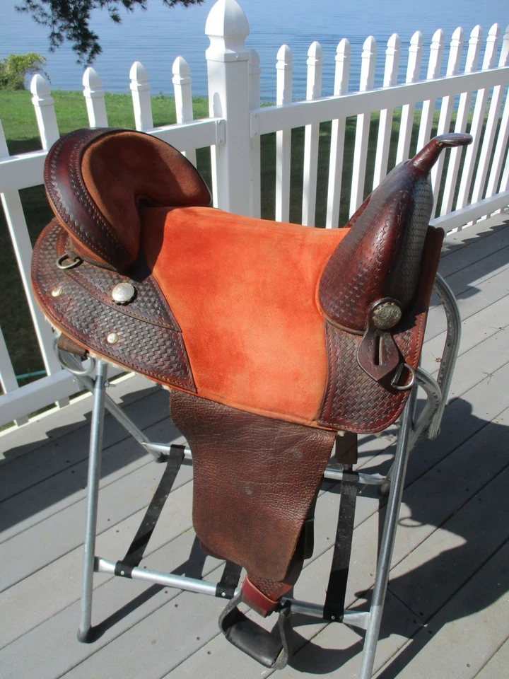 17'' HILASON TREELESS WESTERN SADDLE - Image 2 of 4