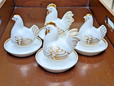 4 Eierbecher Royal Worcester Porzellan gold bedeckt Huhn Henne Hahn Ostern