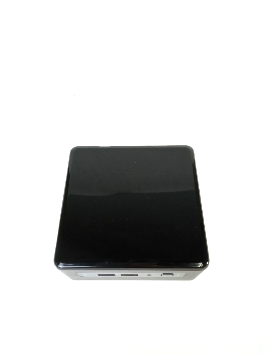 Intel NUC Mini PC NUC7i7BNH | Intel i7-7567U | 8GB RAM | 500GB