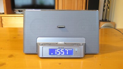 Sony ICF-DS15iP FM UKW Radio Wecker Uhr Lautsprecher Radiowecker 2 Alarmzeiten