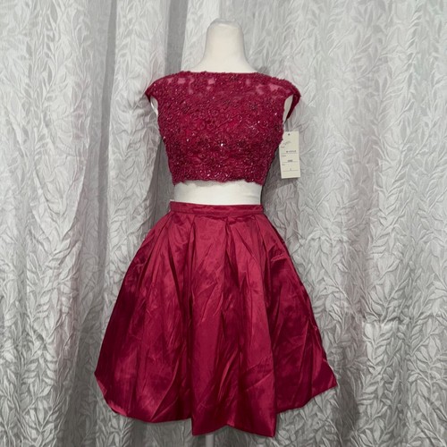SHERRI HILL hot pink two piece set size 2 fit to flair beaded open back lace top - Picture 4 of 18