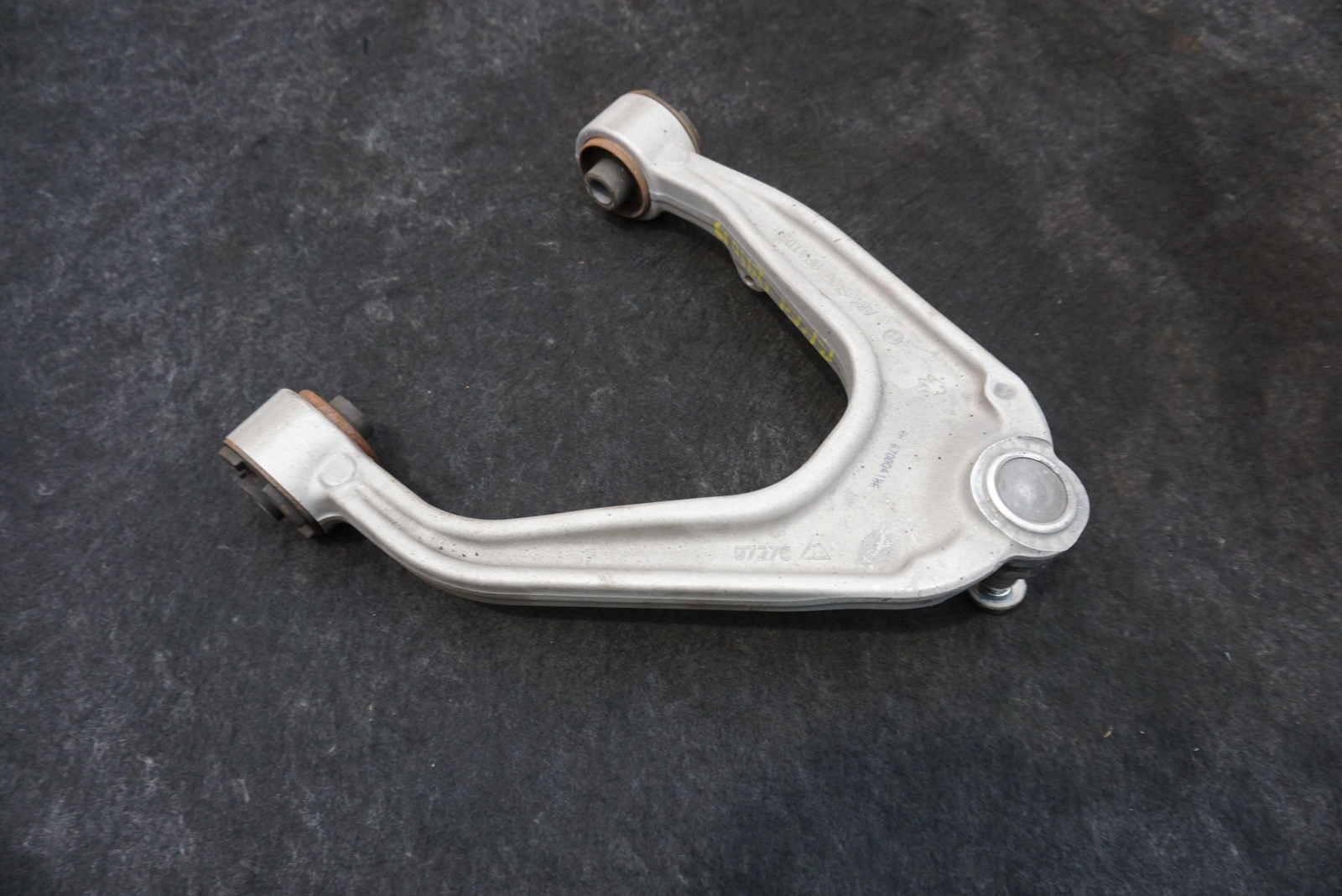 Front Right Suspension Upper Control Arm 670004186 Maserati Ghibli M157 2014-17+