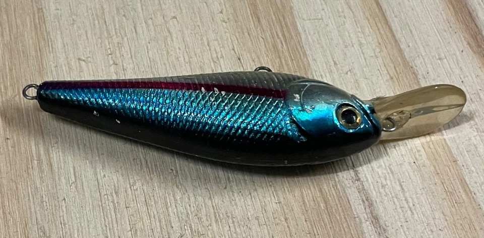 1 x Kamikaze Minnow Lure (G15). - image 2 of 4