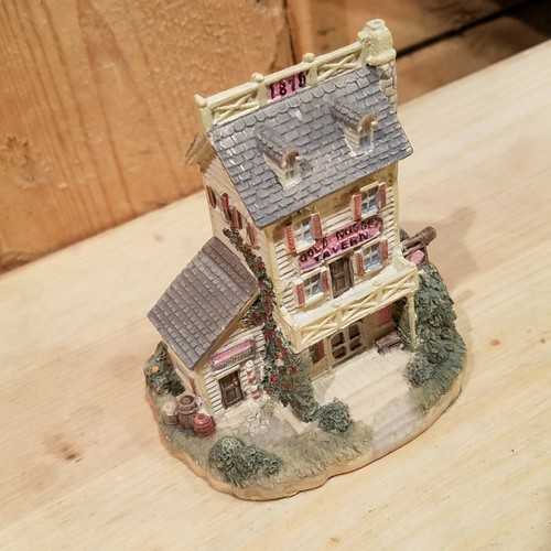 Figurina The Gold Nugget Tavern Risorse Internazionali - Swanky Barn - Foto 3 di 12