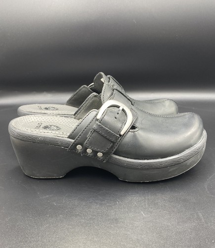 Crocs Cobbler Leather Buckle Clogs Black Slip-On Mule Womens Size 6 (15513)
