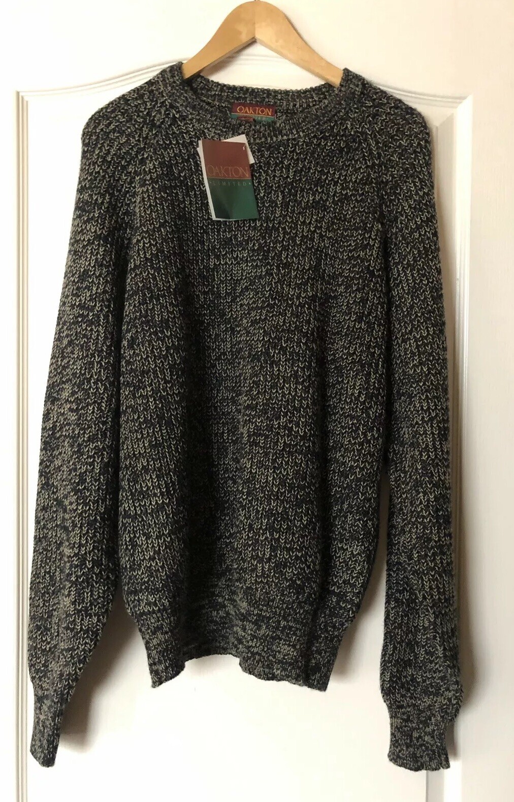 NEW Vintage Oakton Limited Mens Large Heavy Knit Sweater NEW Vintage Oakton Limited Mens Large Heavy Knit Sweater