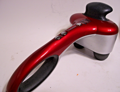 Brookstone Max 2 F-210 Dual Node Percussion Massager 3 Programs 5 Speed Red