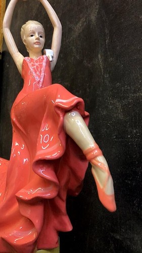 Rare Vintage dancer ballerina Original Porcelain Figurine height 38 cm Marked - Picture 9 of 24