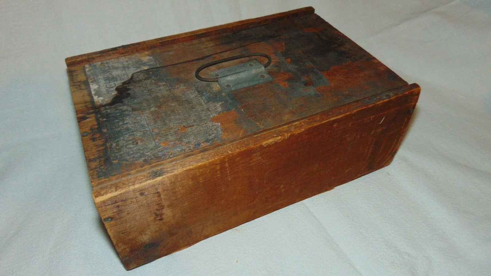HATCHING EGG CARRIER WOOD w/original 15 egg separator ANTIQUE VINTAGE CARTON