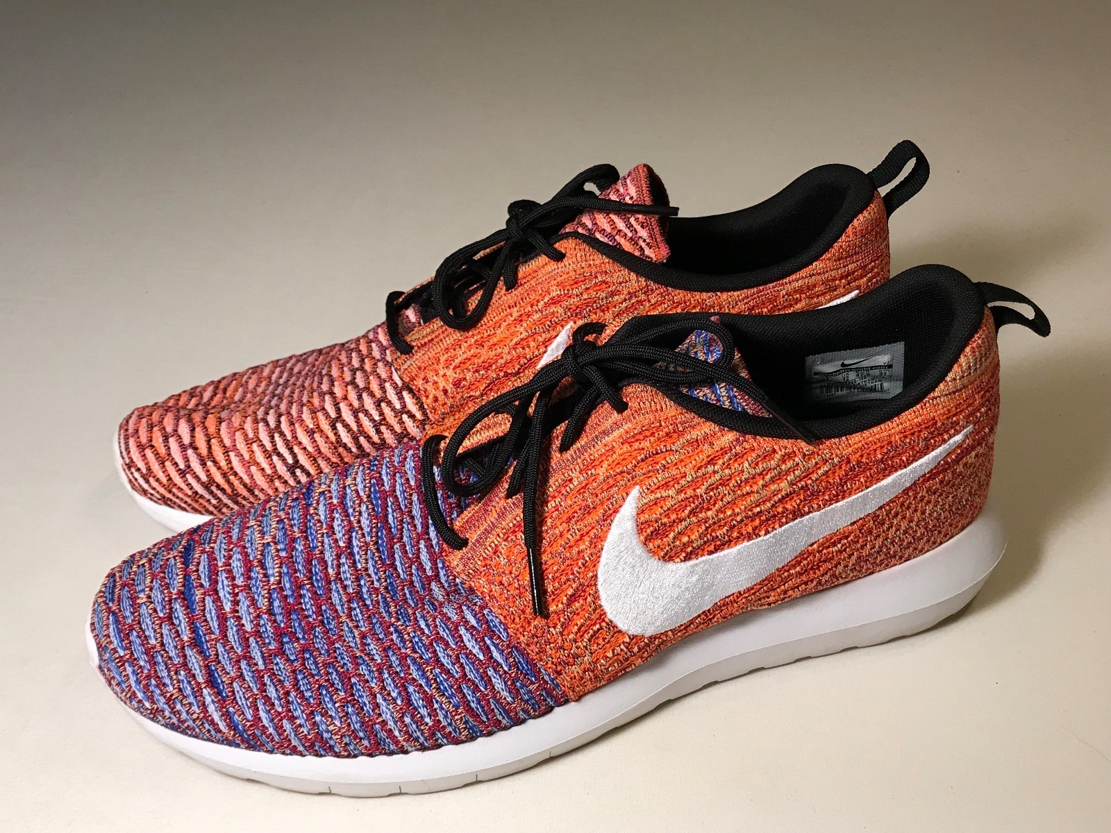 Nike flyknit rosherun Nike flyknit rosherun
