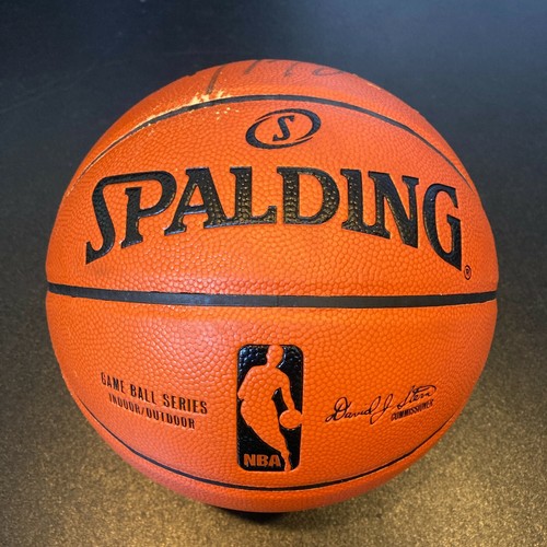 Dwight Howard "NBA 3X DPOY 2008, 2009, 2010" Signed Game Basketball JSA Sticker - Picture 2 of 4