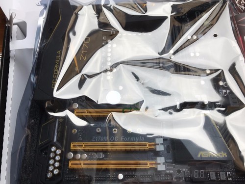 ASRock Z170M OC Formula mATX Overclocking MotherBoard Kaby Lake und Skylake 7.40 - Bild 2 von 3