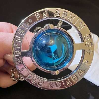 Vivienne Westwood ラージオーブ Vivienne Westwood 2010 Reissue Medium Orb Pendant Fashion