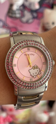 Hello Kitty Celebrity Swarovski Watch Limited to 5000 Sanrio from