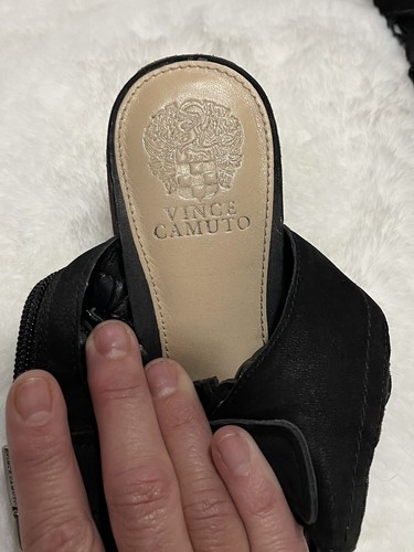 Vince Camuto Women's Cutout Nubuck Heeled Sandals From Dillard’s. Sz 10.5 New - Picture 3 of 5