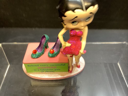 Betty Boop Figur im Ruhestand Danbury neuwertig 2012 fabelhaftes Paar Schuhe beschädigt - Bild 3 von 11
