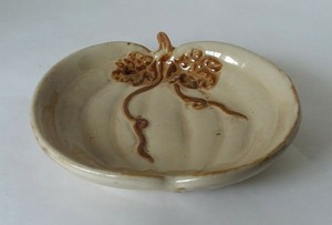 Beige-Brown-Stoneware-Glazed-Trinket-Tray-Candy-Dish-Pumpkin-Shaped