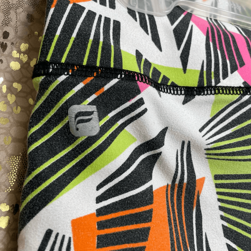 Fabletics Tribal Neon Geo Print Define Mid Rose Crop Legging, M - Picture 4 of 8