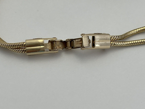 Estate Ladies 14k Yellow Gold .90 ctw Diamond Watch Appraised $4,400 FLAW READ - Picture 17 of 24